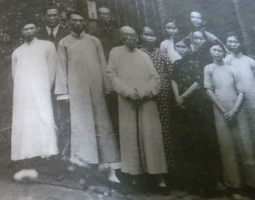 汪精衛當漢奸後,哥哥長跪不起,說對不起列祖列宗 汪精衛當漢奸後,哥哥長跪不起,說對不起列祖列宗