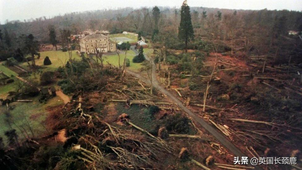O2頂兒被掀&sol;核電站煙囪塌了！30年英國最強暴風雨Eunice來了
