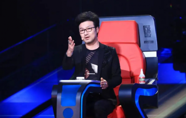 “情場浪子”汪峰，和他背後的五個女人