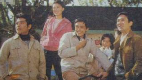 因第一屆春晚走紅，56歲就客死他鄉的索寶莉，到底經歷了什麼？