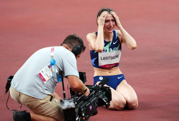 “跳高女皇”庫爾金娜，顏值與實力齊飛，奧運圓夢，淚灑賽場