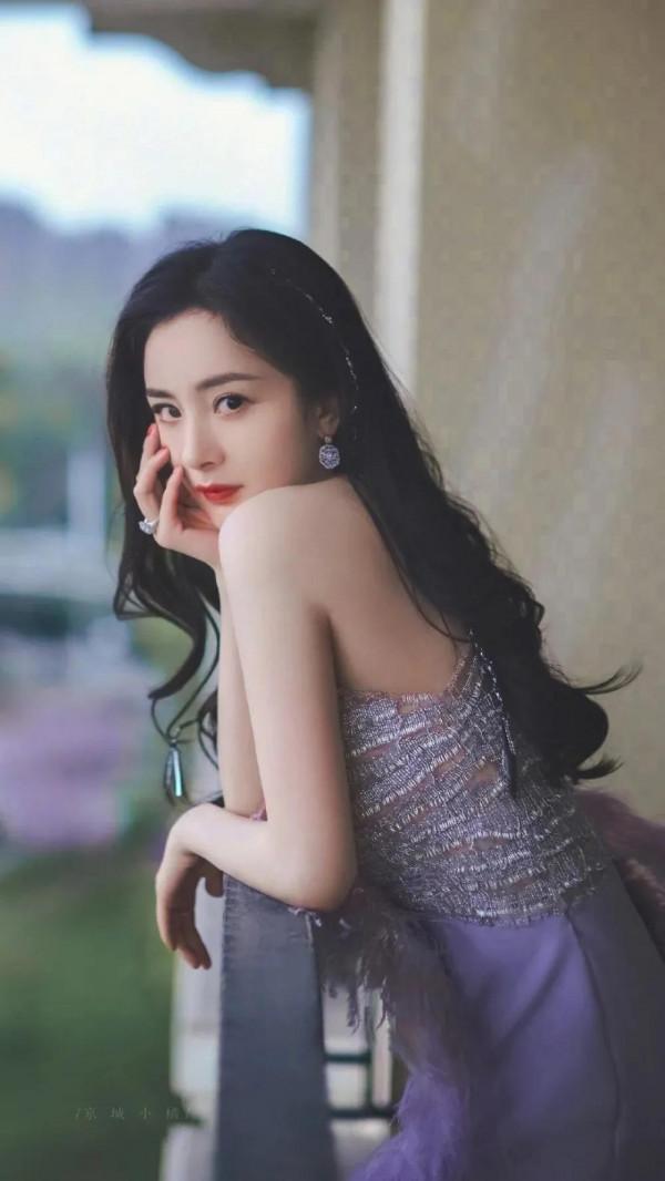 楊冪新造型真的好美，完全藏不住女人味