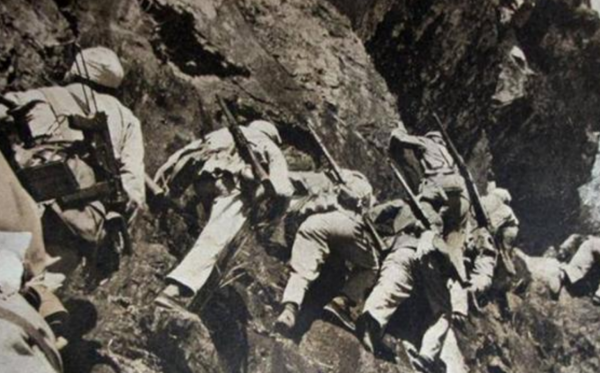 女土匪頭子被逮捕,毛主席將她無罪釋放,她在7年後當選政協委員 女土匪頭子被逮捕,毛主席將她無罪釋放,她在7年後當選政協委員