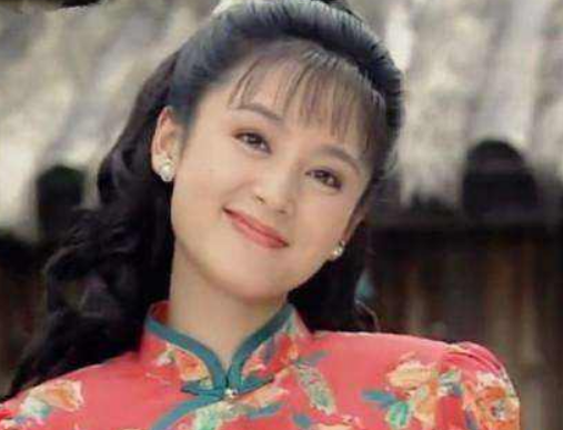 陳紅：28歲嫁給44歲二婚導演，婚後生2娃，她才是人間清醒