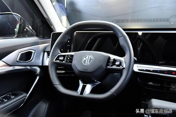 新車|聯屏式設計更具科技感 名爵MG ONE內飾解析 新車|聯屏式設計更具科技感 名爵MG ONE內飾解析