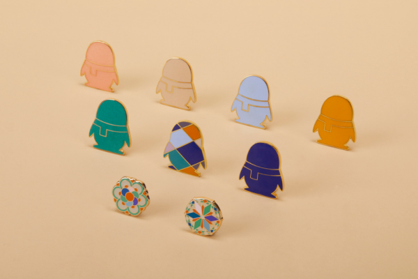 騰訊2022年新年禮盒公佈，包括磁吸式檯曆、QQ琺琅磁貼等