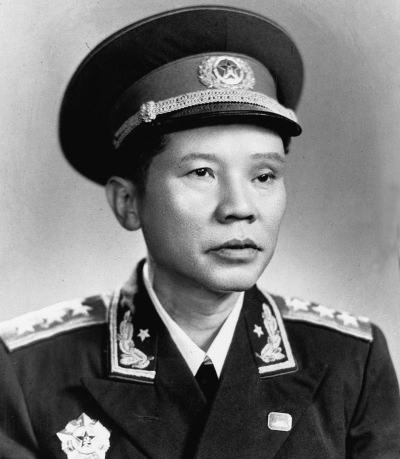 他是開國上將,建國後成北京軍區首任政委,三年後為何銷聲匿跡? 他是開國上將,建國後成北京軍區首任政委,三年後為何銷聲匿跡?