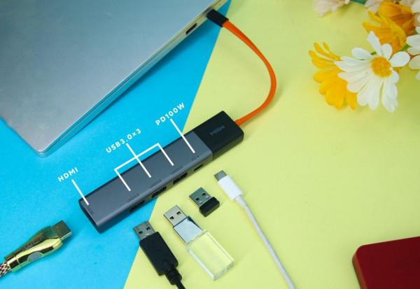 超薄本的好搭檔，米物五合一多功能擴充套件塢，高效辦公快人一步