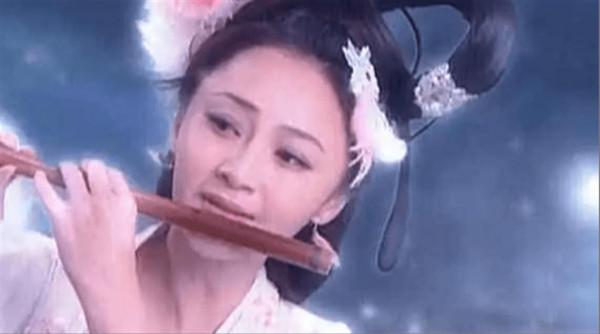 5位“嫦娥仙子”扮演者，趙麗穎一身粉色太萌，姚笛卻是個黑歷史