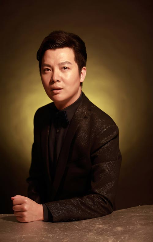 央視著名主播任魯豫：33歲做父親，對家鄉河南一往情深