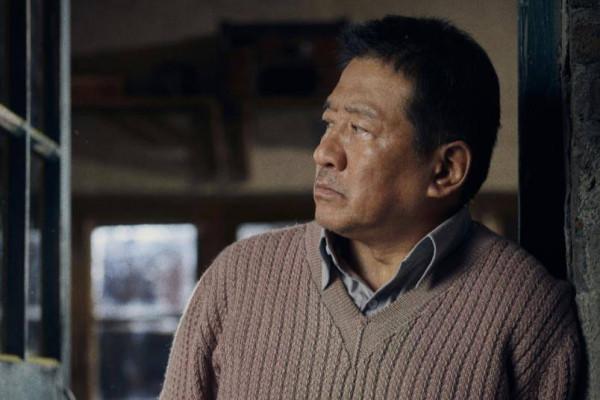 《人世間》中什麼最吸引人，請看困難年代濃郁的年味和親情