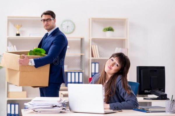 2021年市值前十名的公司，馬化騰的騰訊上榜，馬雲的企業未上榜