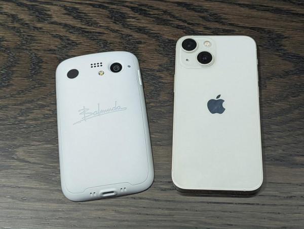 巴慕達釋出首款手機:復古配置+復古設計,定價近6000元? 巴慕達釋出首款手機:復古配置+復古設計,定價近6000元?