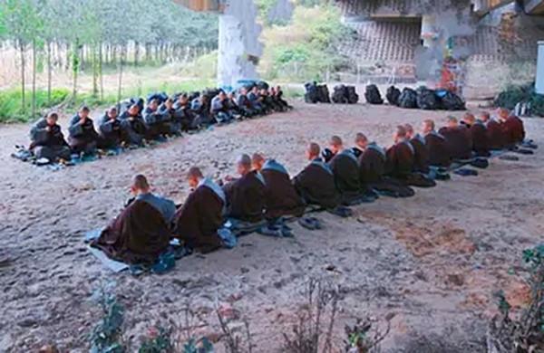 東北“純正”尼姑廟:不搞旅遊、不收門票,每年特定時間去乞食 東北“純正”尼姑廟:不搞旅遊、不收門票,每年特定時間去乞食