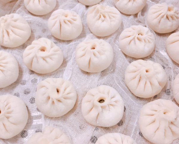 蒸包子饅頭，發麵別隻放酵母，多放“2樣”，潔白膨鬆，香軟筋道