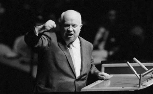 看看毛主席有多麼霸氣