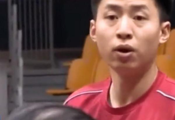 方博曾在比賽中撒潑！拒絕和裁判握手，劉國樑怒斥：不打滾蛋