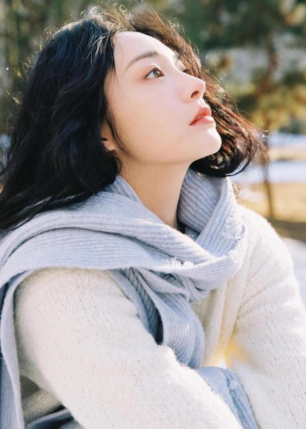 周潔瓊雪地拍照模板