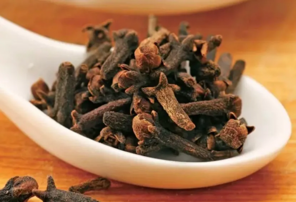 胡博士說中藥｜溫裡藥的功效、適應證、注意事項，你需要知道這些