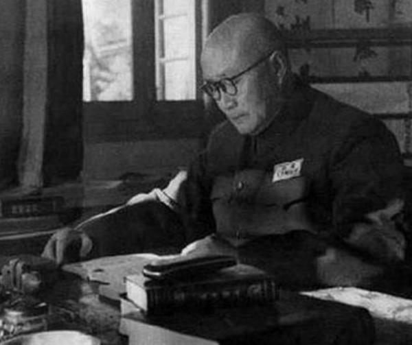 林則徐侄孫想當海軍司令,劉伯承苦勸無果,卻被毛主席婉言說服 林則徐侄孫想當海軍司令,劉伯承苦勸無果,卻被毛主席婉言說服