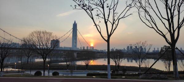 灞河幸福岸線，奧體中心段