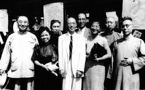 106歲雷潔瓊官至副國級，退休生活十分幸福，秘書透露其長壽秘訣