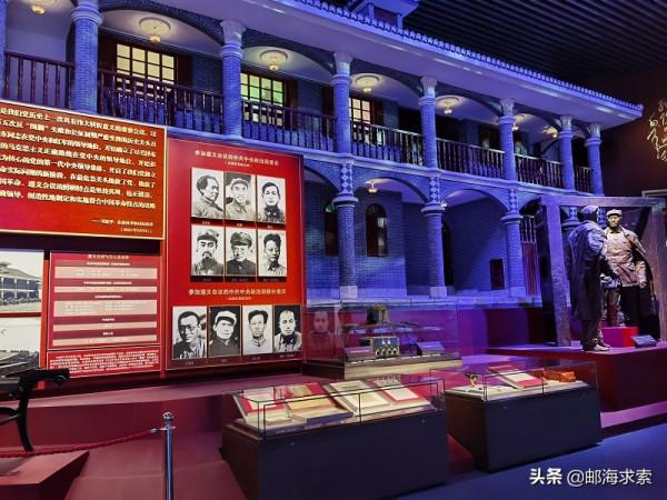 雄偉莊嚴的中國共產黨歷史展覽館