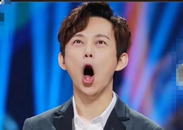 跌落“神壇”的何炅“翻身”了？