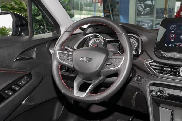 七座高顏值車型,百公里油耗6.1升,沃蘭多怎麼樣?全方面評測! 七座高顏值車型,百公里油耗6.1升,沃蘭多怎麼樣?全方面評測!