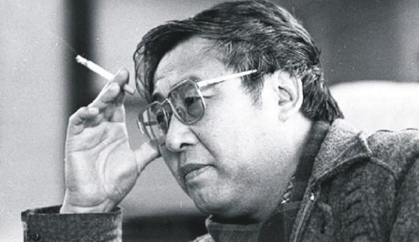 路遙稿費不低為何窮困?只抽好煙一天3包,6年的煙錢夠買幾套房產 路遙稿費不低為何窮困?只抽好煙一天3包,6年的煙錢夠買幾套房產