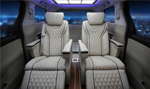 曾經最高加價七八萬的豐田賽那，為何加不動價了？