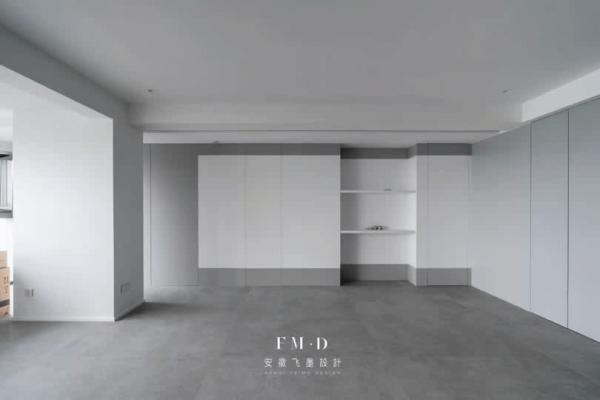 260㎡大平層“真愛”設計，背景牆設隱形門藏衛生間，不破壞美感