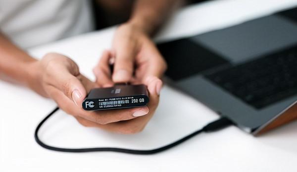 日本購物指南：SSD固態硬碟怎麼選？SSD跟HDD有什麼不同？