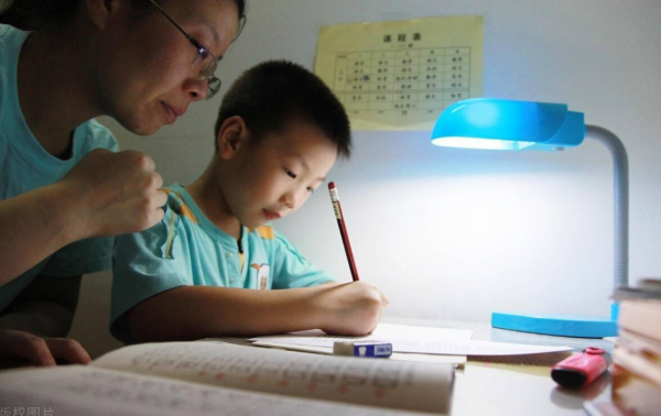 “雙減”落地,家長卻笑不出來了,大學將回到以前的時代 “雙減”落地,家長卻笑不出來了,大學將回到以前的時代