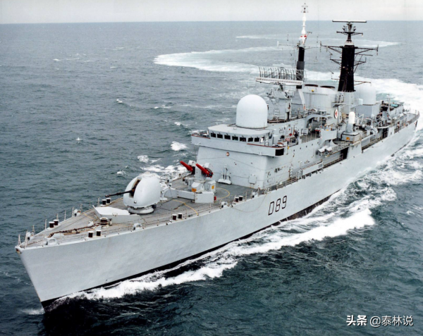 1982年，英國導彈驅逐艦為打個電話，六天後損失了200000000美元