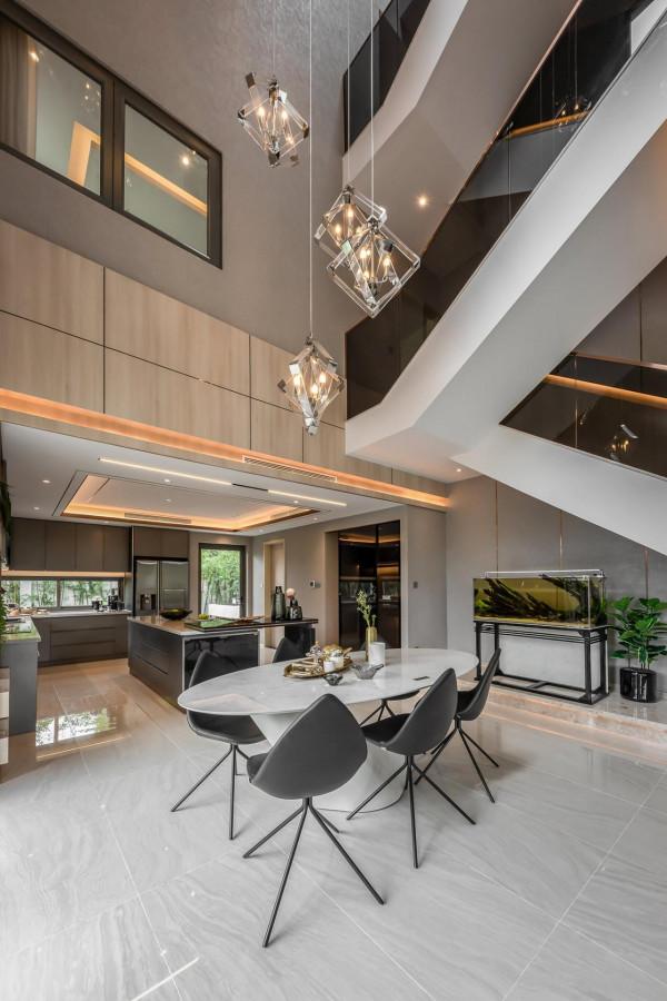 實際面積260㎡的別墅，裝修不奢華不堆砌，三代人同住越看越喜歡