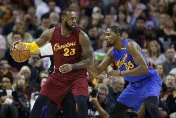 詹姆斯和杜蘭特，三次總決賽交鋒誰更出色？全面客觀分析讓你信服