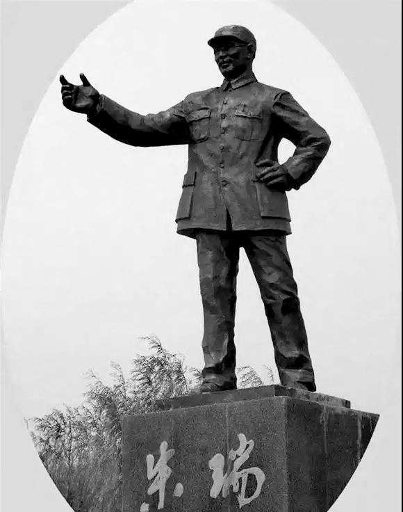 毛主席下令“一週拿下錦州”,為何林彪先打義縣,還折損一員大將 毛主席下令“一週拿下錦州”,為何林彪先打義縣,還折損一員大將