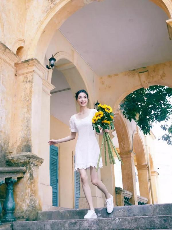 鍾楚曦：可愛的少女風