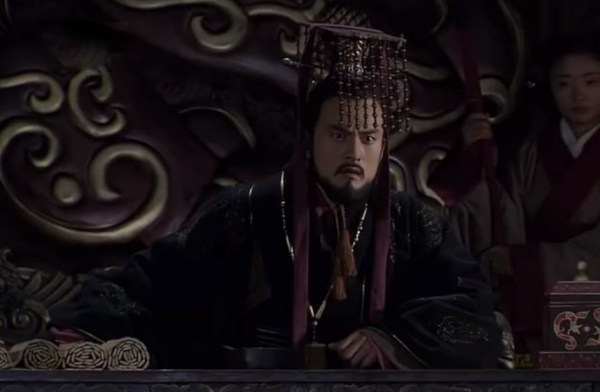 末代周天子有多慘?為打勝仗向富人借錢,結果被債主堵門躲到高臺 末代周天子有多慘?為打勝仗向富人借錢,結果被債主堵門躲到高臺