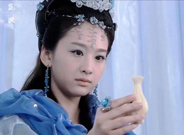 盤點那些年的“額飾”美人,你最中意誰呢 盤點那些年的“額飾”美人,你最中意誰呢