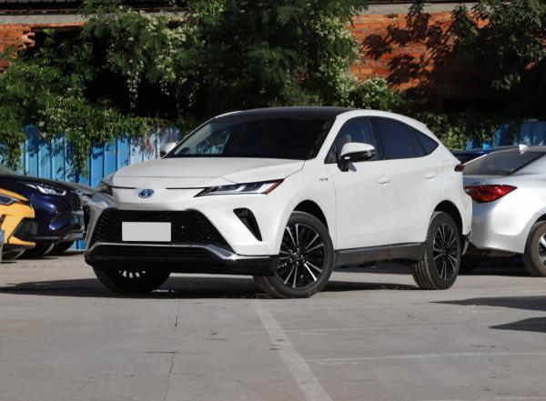 寶馬X1對比威颯，30萬左右的預算，誰才是年輕人的心頭好？