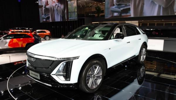 2022年新車展望，豪車領域即將迎來四款力作，紅旗LS7值得期待