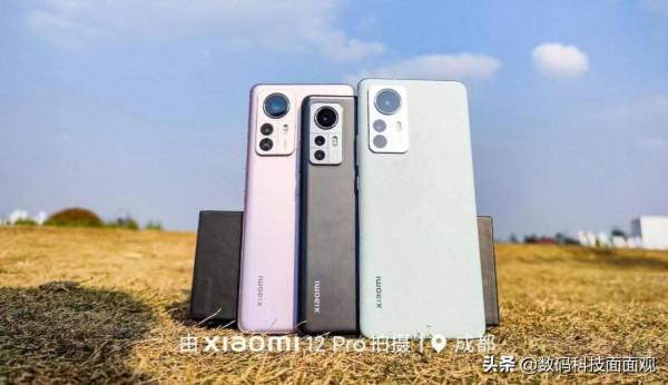 三星S21 FE生不逢時，被小米12花式吊打，2022年尷尬新機