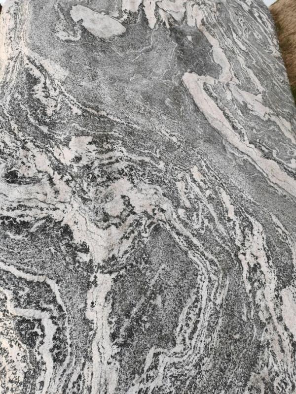 冬日競秀,怪石嶙峋 冬日競秀,怪石嶙峋