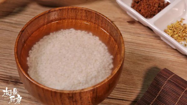 糯嘰嘰的桂花糖藕，在家用電飯煲輕鬆秒上手