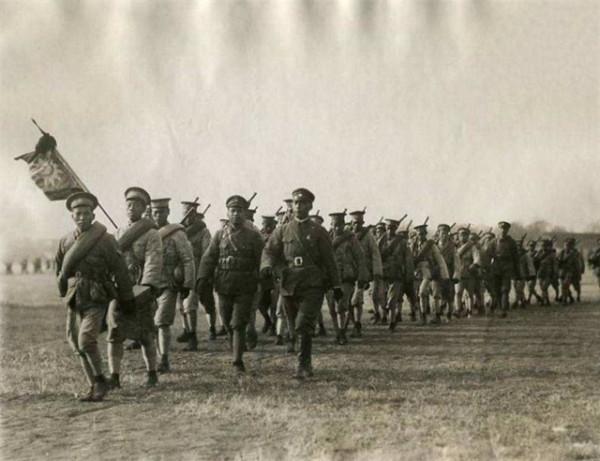 鄧小平打仗怎麼樣？毛主席、林彪、劉伯承，分別如何評價？