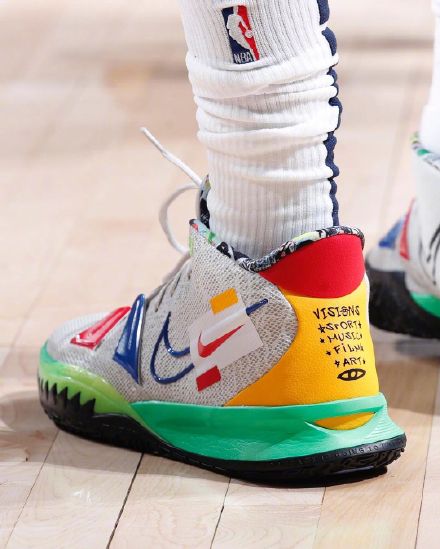 球鞋流言！莫蘭特簽名鞋將至，歐文終於穿8代了，鶯歌簽約李寧？