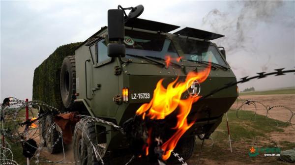 第81集團軍某合成旅實戰化平臺綜合演練