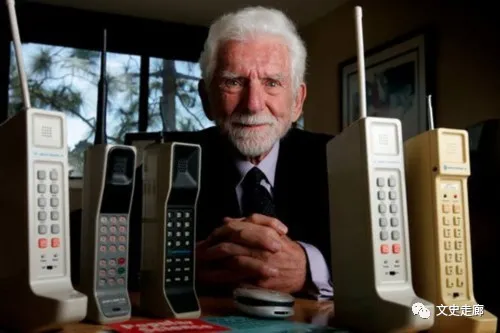 歷史上的今天12月26日，毛澤東誕辰，居里夫人發現鐳，荀慧生逝世